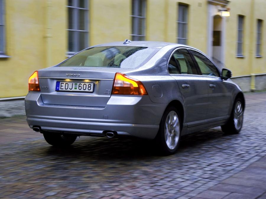  Volvo S80 V8 2007 года  (фото 27 из 69)